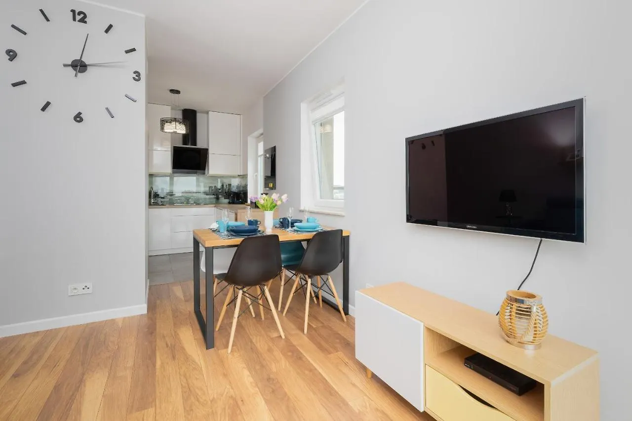 Albatross Towers Przymorze Apartments by Renters Gdańsk 0*,  Polska
